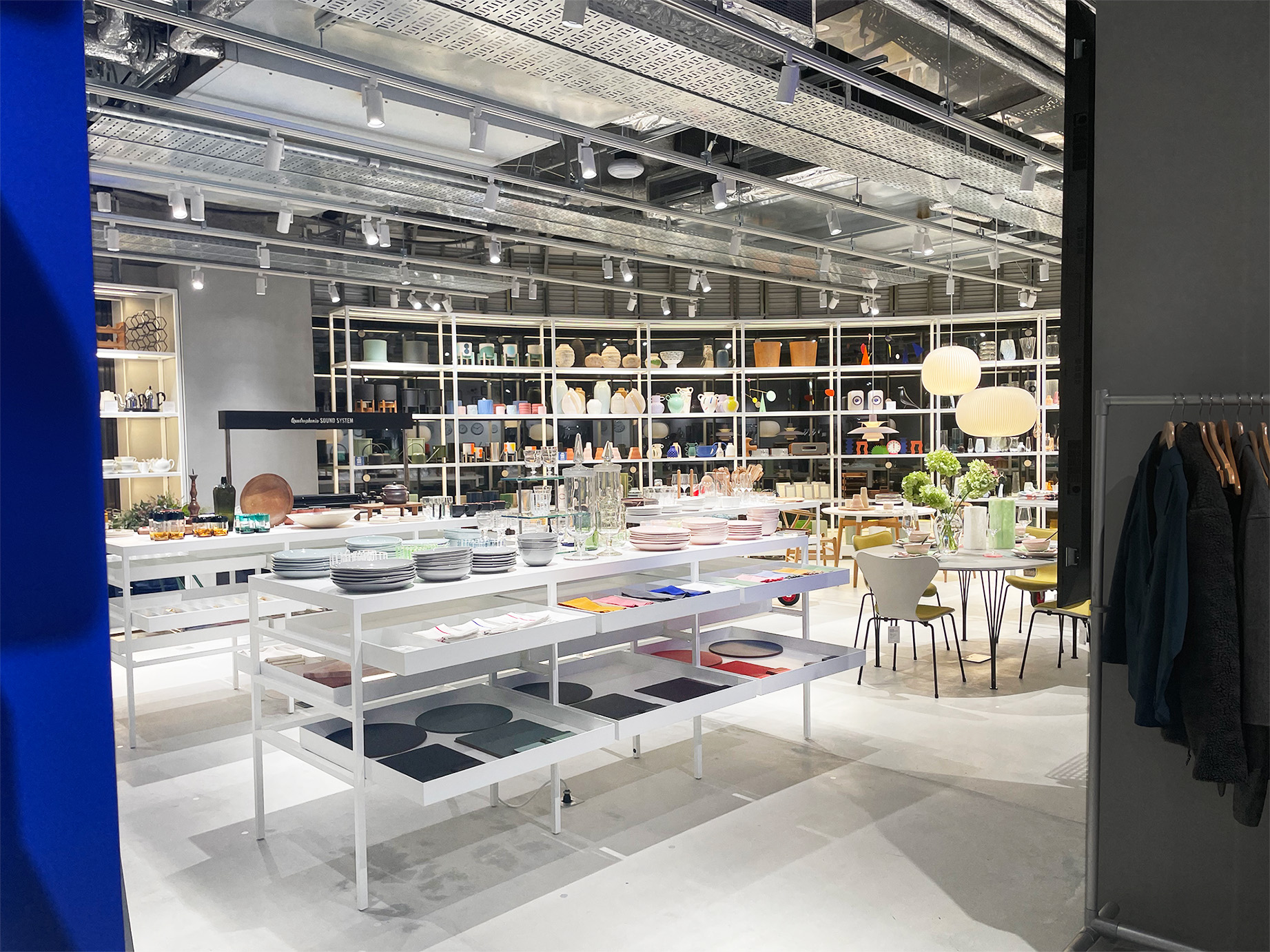 THE CONRAN SHOP 新丸の内ビル3F・4F